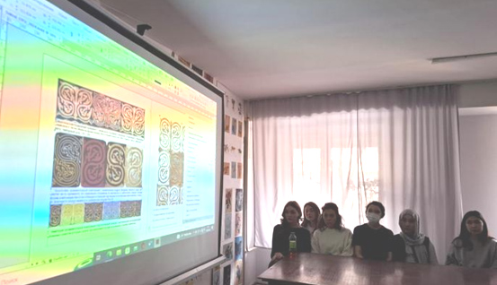 «Қазақ өрнегінің философиясы: студенттерге арналған танымдық дәріс»